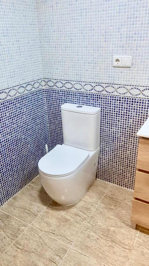 Roni Rooms Σαλού Εξωτερικό φωτογραφία
